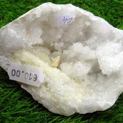 Géode  Cristal de Roche (24) 230 g