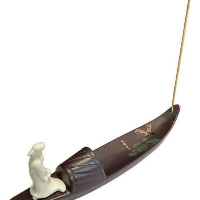 Porte Encens Céramique Bateau Chinois 28cm